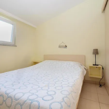 Apartment Fuer 4 Personen Ca 48 Qm In Medulin, Istrien Suedkueste Von Istrien *