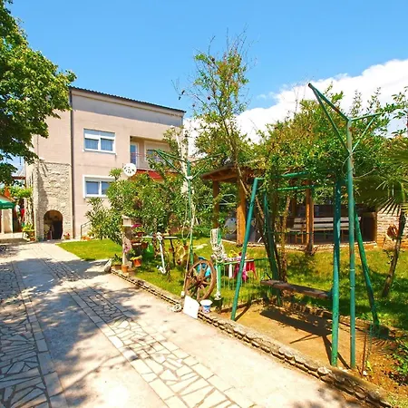 Apartment Fuer 4 Personen Ca 48 Qm In Medulin, Istrien Suedkueste Von Istrien Medulin